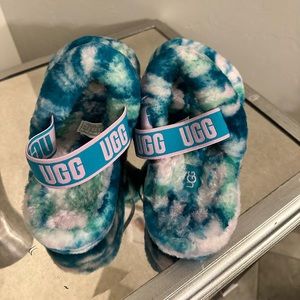 UGG fluff yeah slides